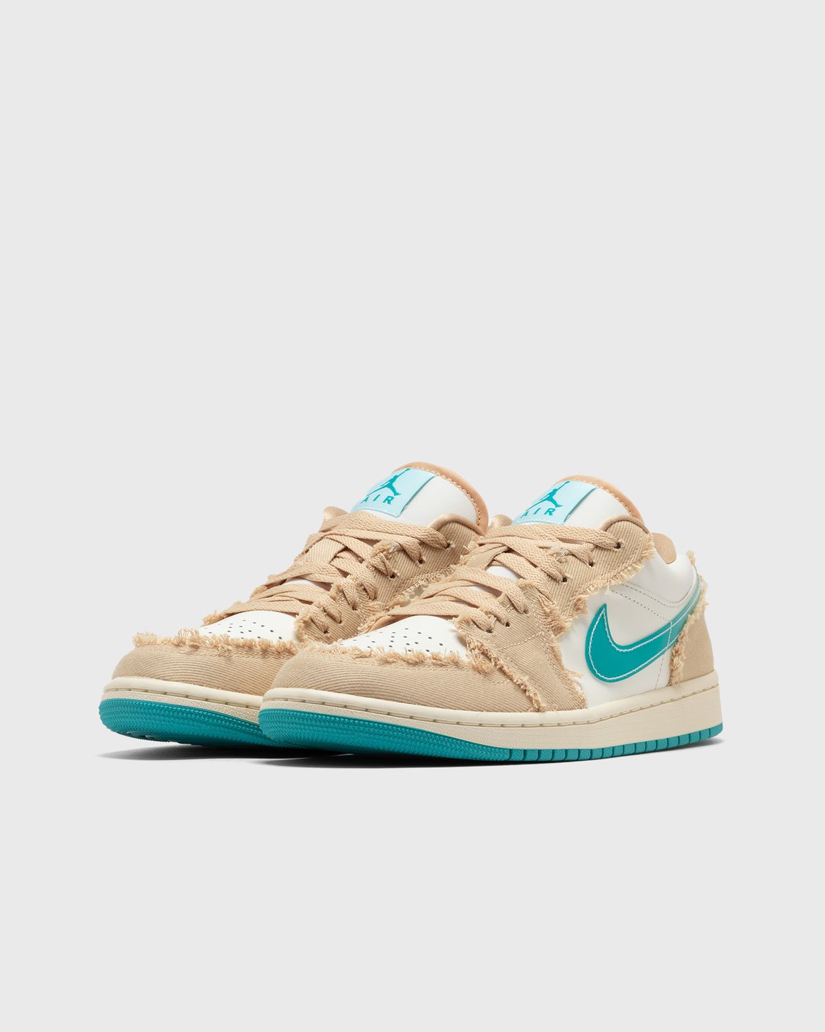 Jordan WMNS AIR JORDAN 1 LOW SE Beige BSTN Store