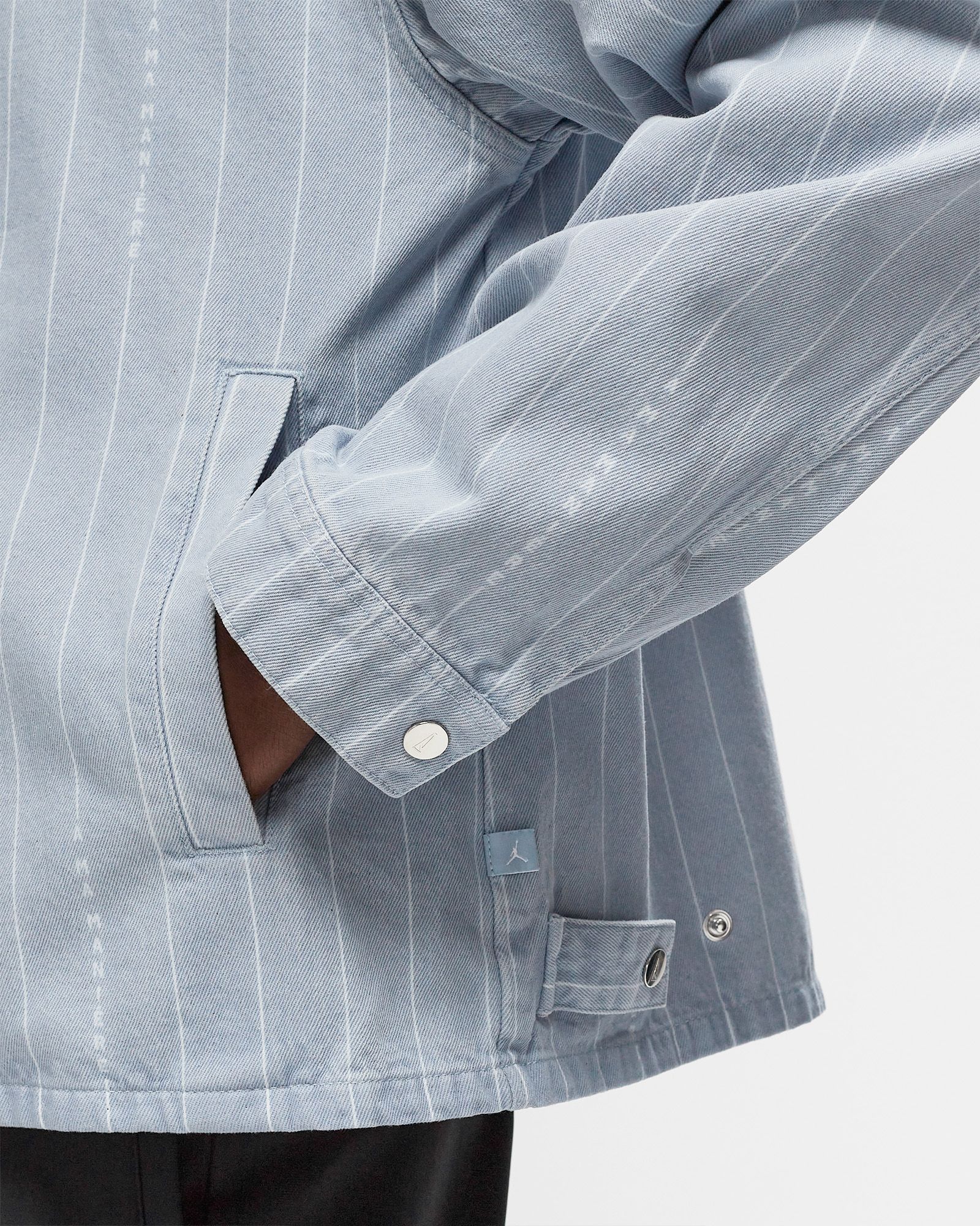 x A Ma Maniere JACKET