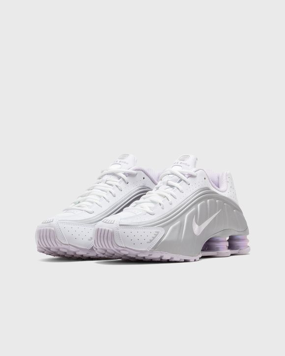 WMNS NIKE SHOX R4