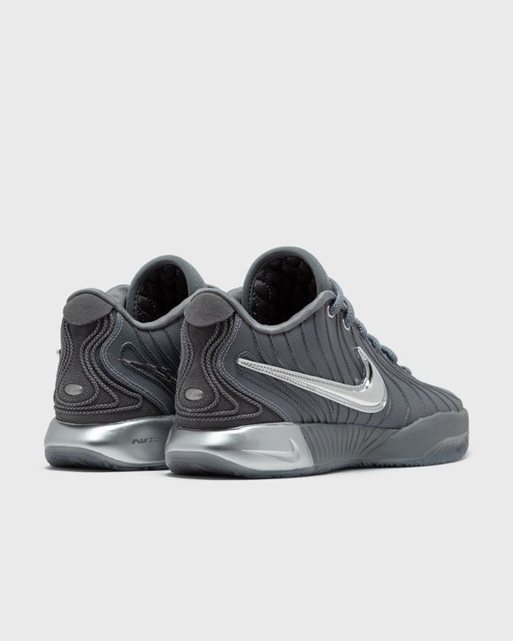 LEBRON XXI
