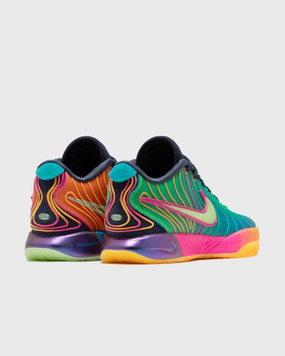 LEBRON XXI