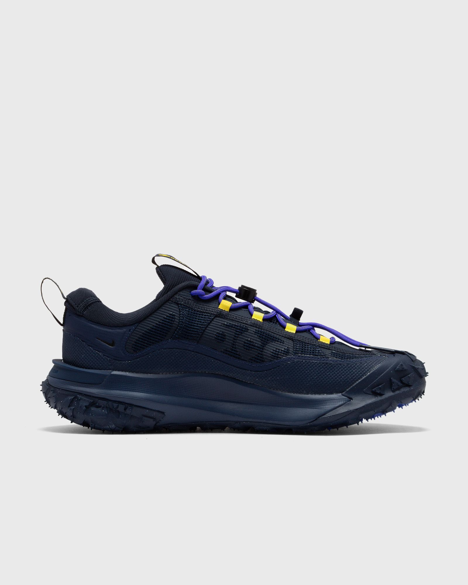靴 Nike ACG Mounitan Fly 2 Low GORE-TEX Nike ACG Mountain Fly 2 Low Gore-Tex Velvet Brown – Puffer Reds