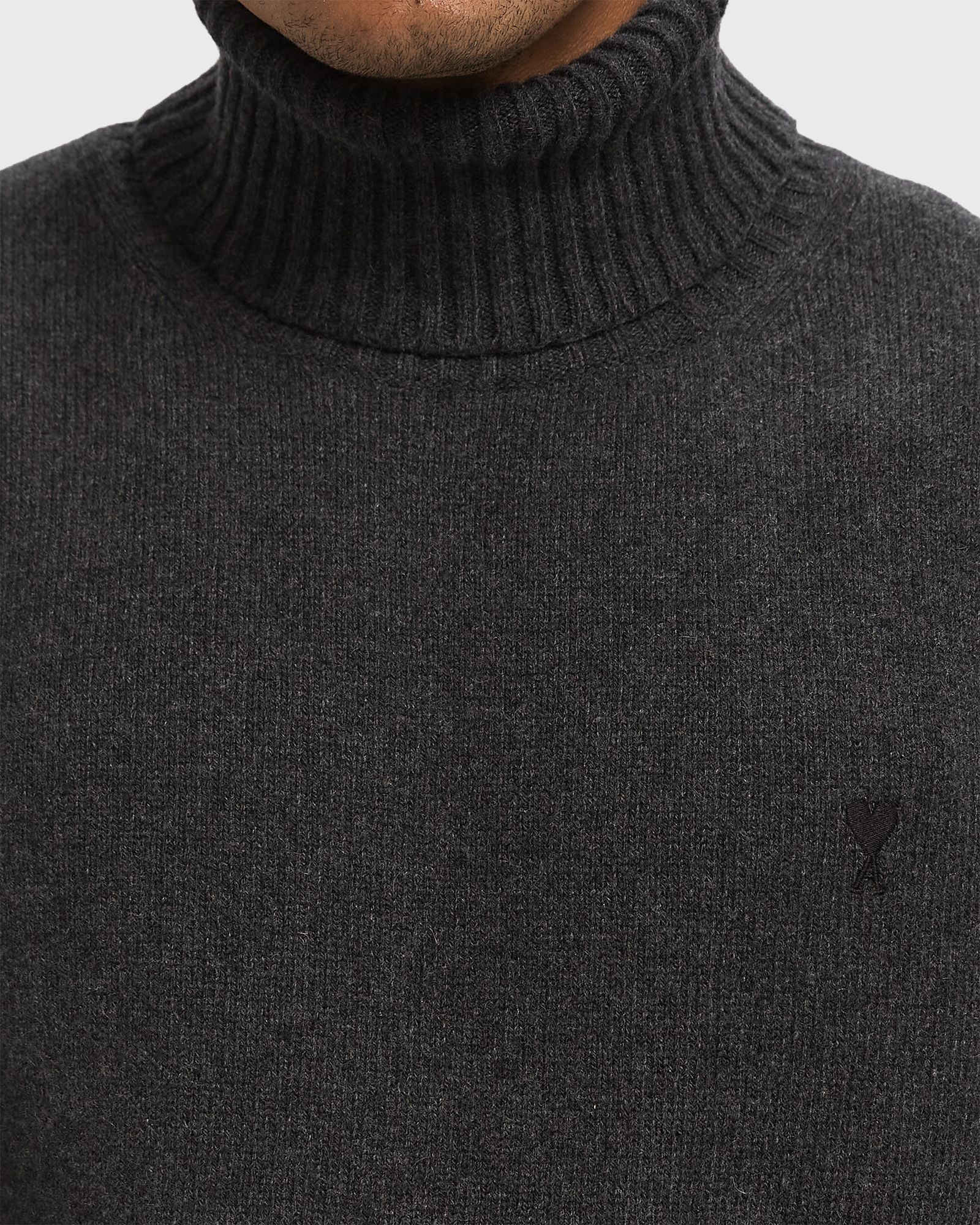 AMI DE COEUR TURTLE NECK SWEATER