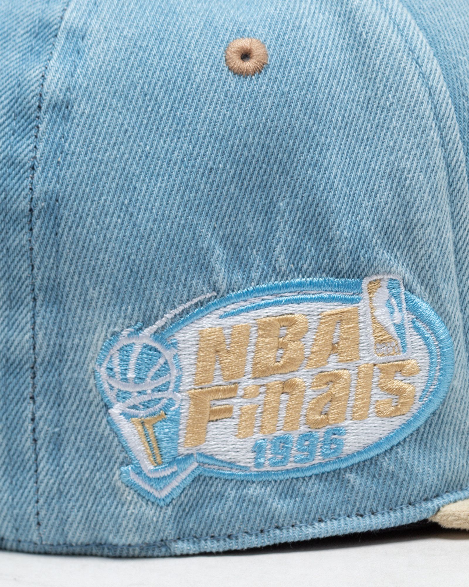 NBA BLUE JEAN BABY FITTED HWC BULLS
