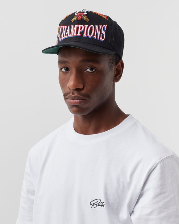 Mitchell & Ness Chicago Bulls Back To Back Champs Retro Baseball Hat