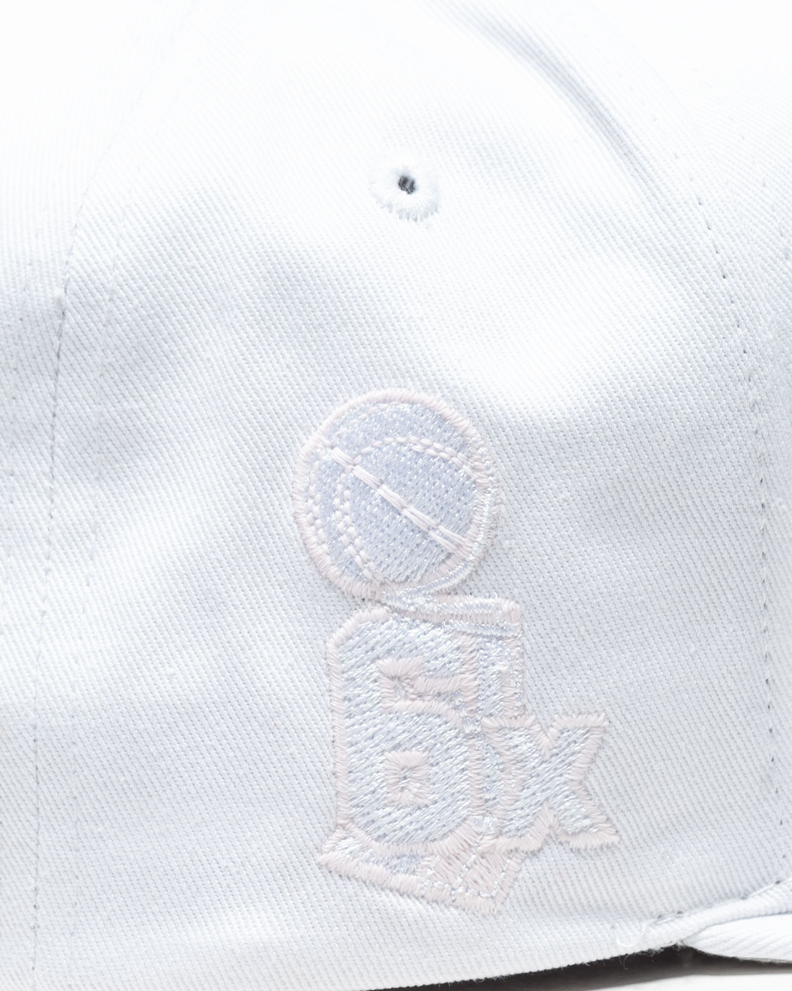 UV REACTIVE SNAPBACK Bulls