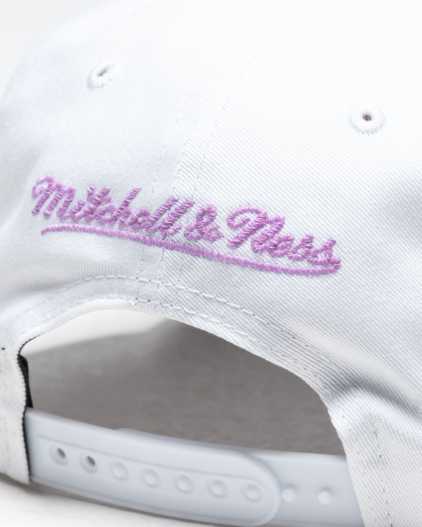 UV REACTIVE SNAPBACK Lakers