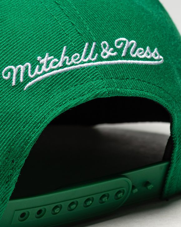 MITCHELL & NESS Boston Celtics HWC Team Seal Trucker Cap