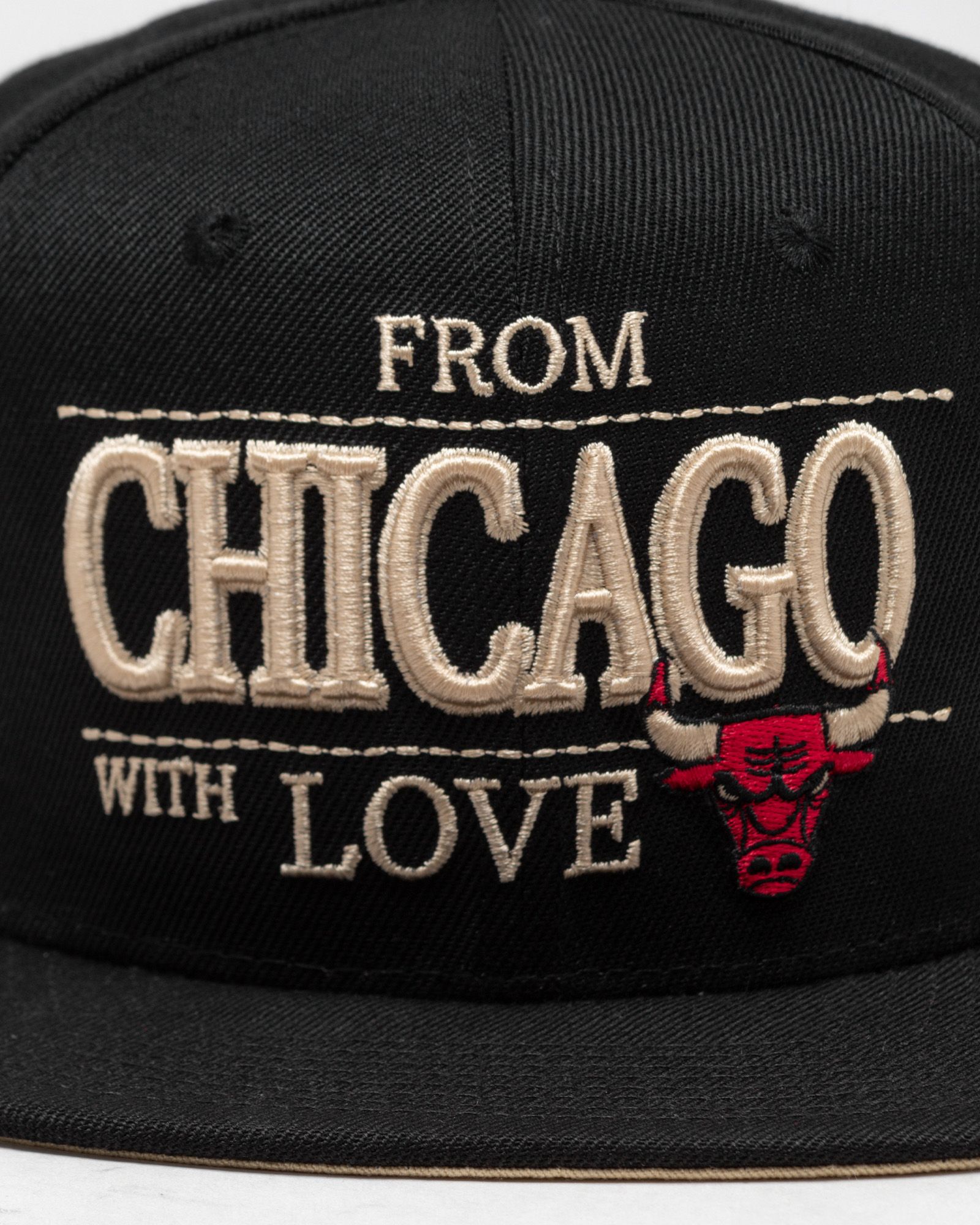 NBA WITH LOVE SNAPBACK BULLS