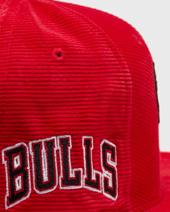 Chicago Bulls mitchell and Ness All Red Snapback Hat Excellent Condition