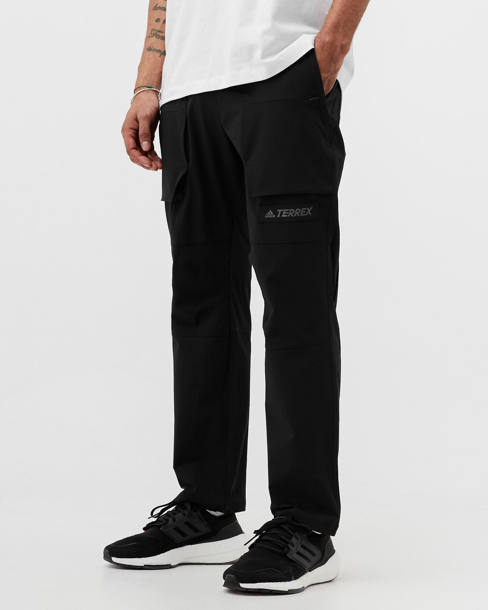 UTILITY TECH PANTS