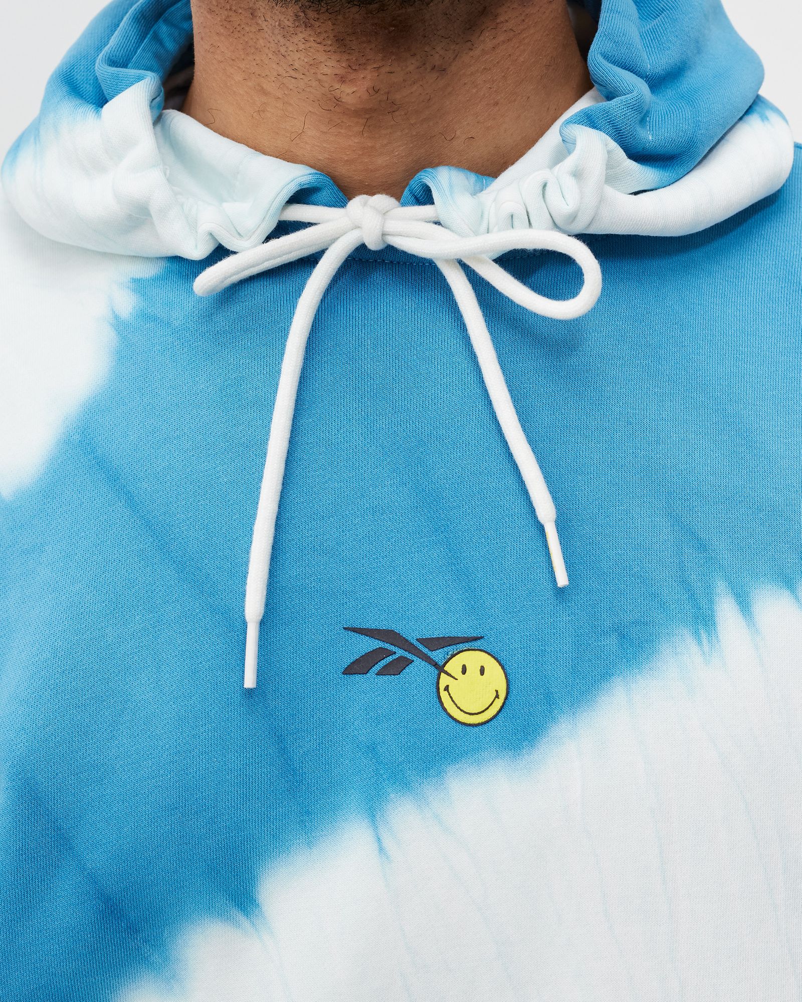 REEBOK x SMILEY HOODIE