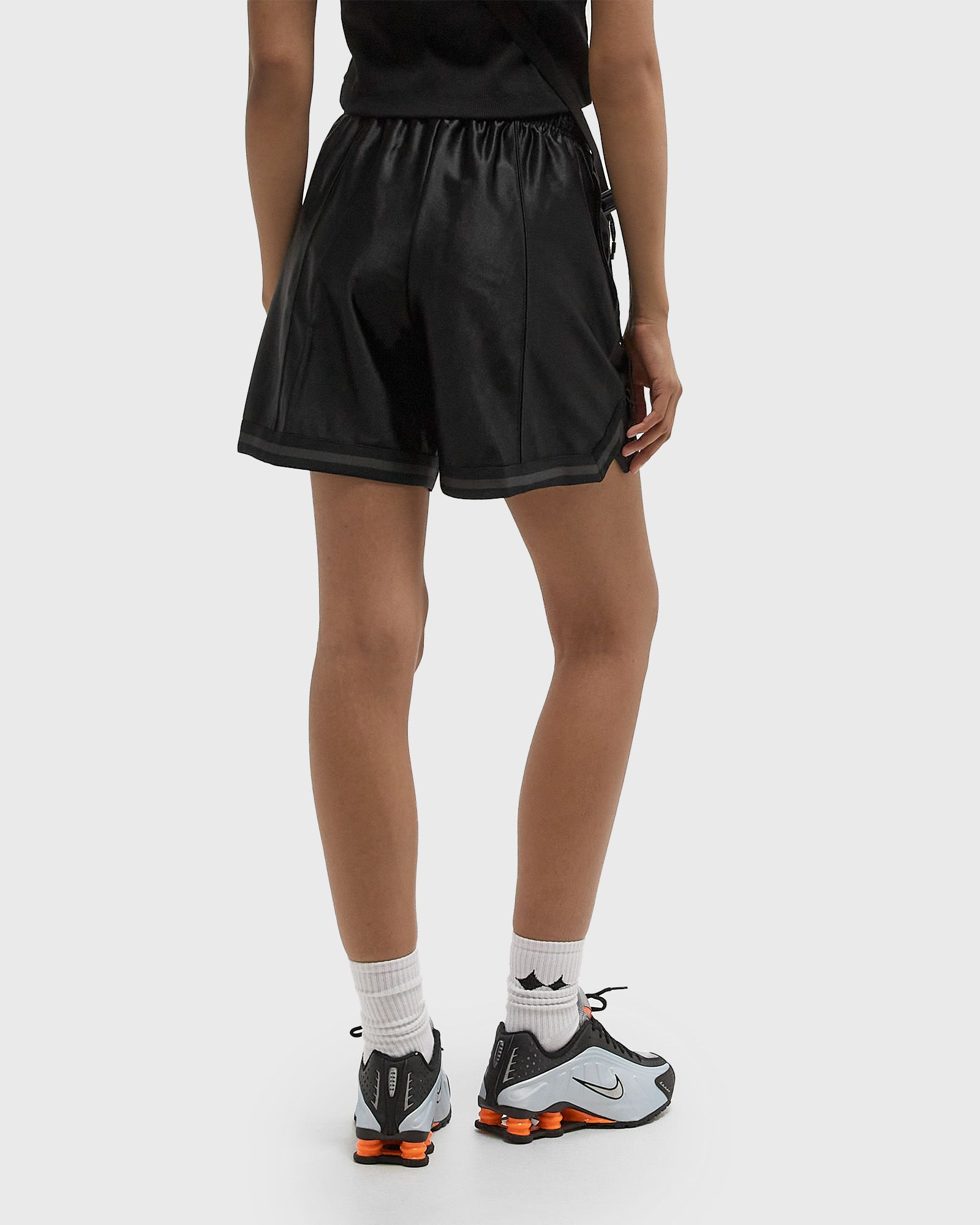 WMNS STREET 6 SATIN GX SHRT