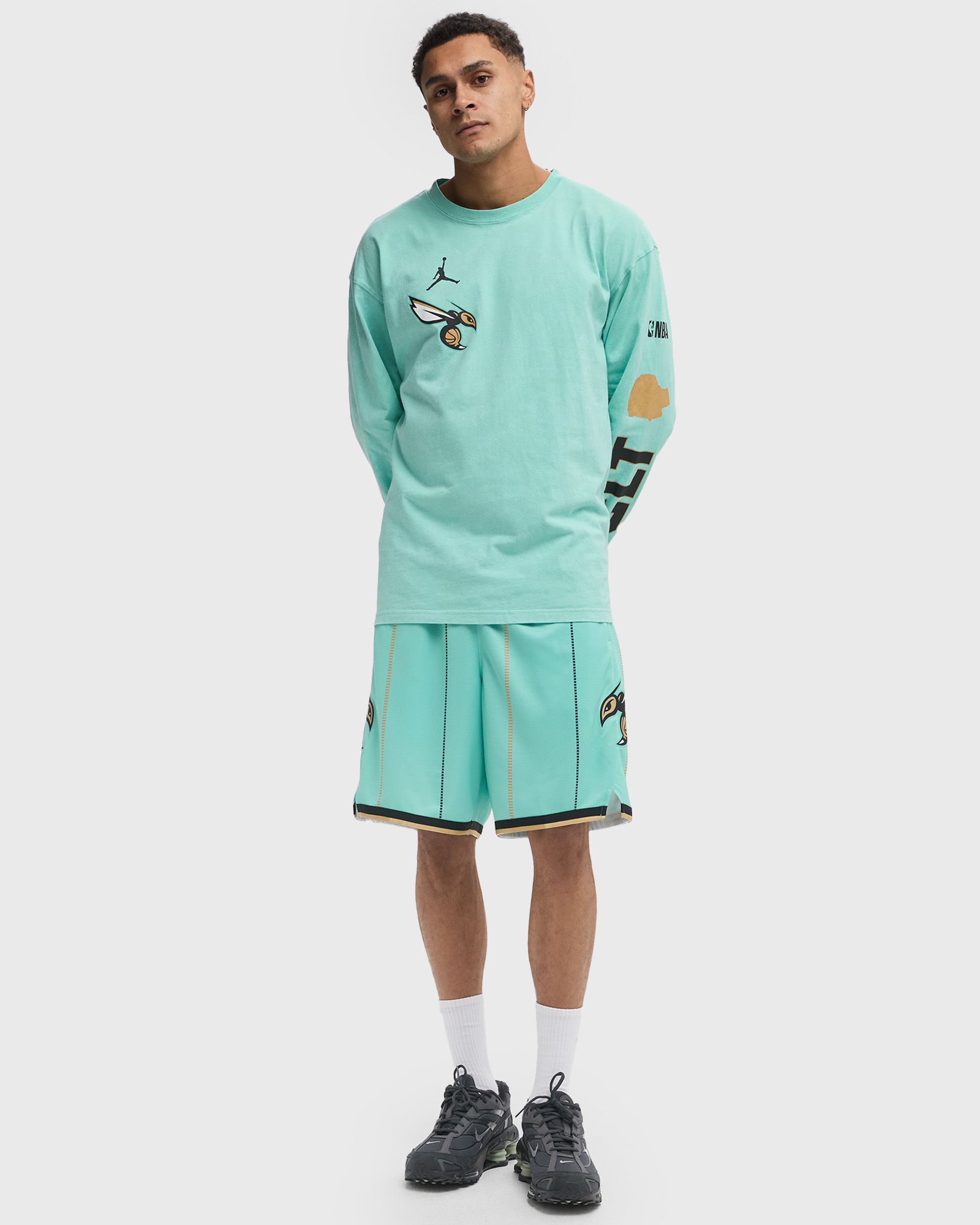 CHARLOTTE HORNETS COURTSIDE CITY EDITION NBA MAX90 LS TEE