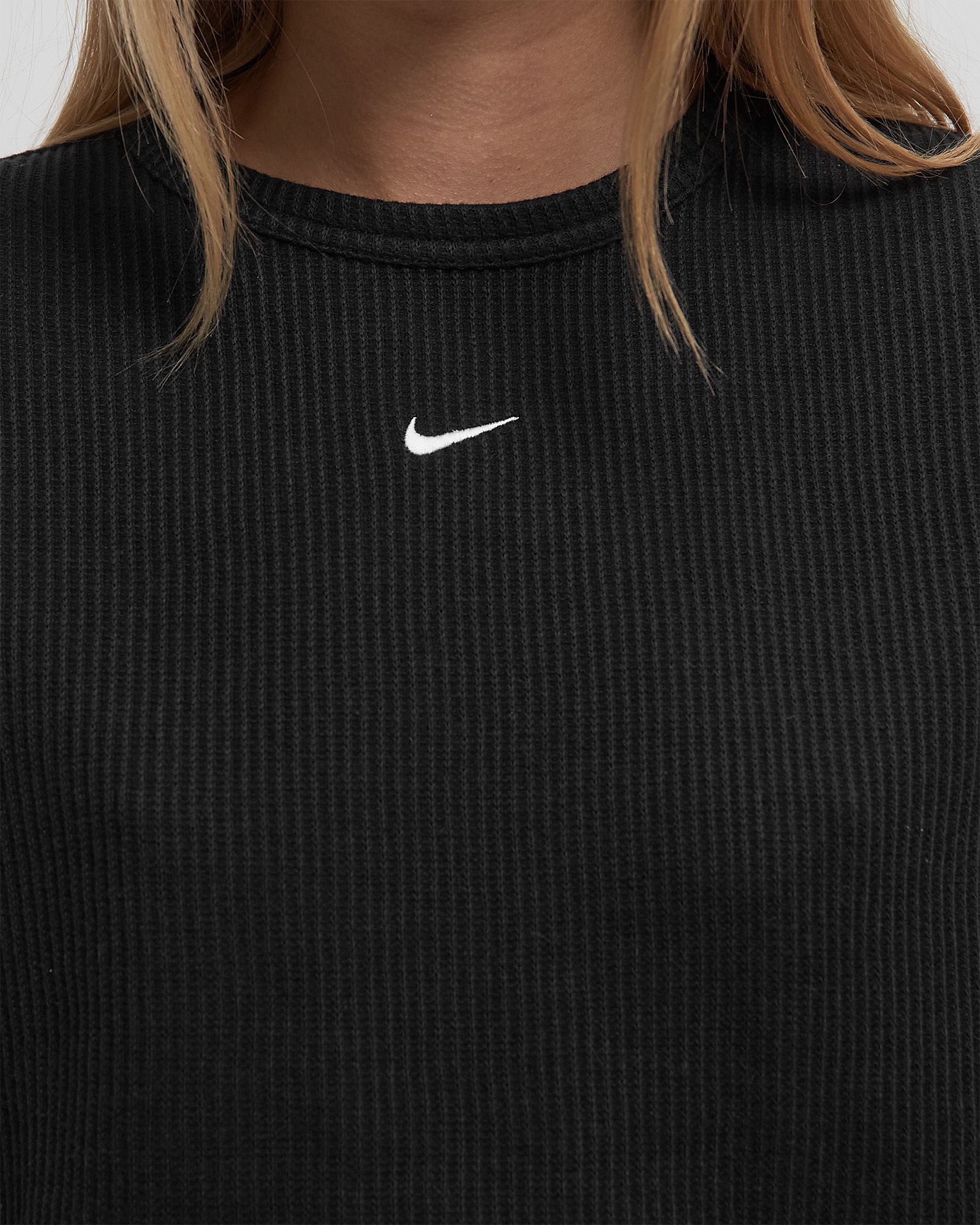 Sportswear Chill Loose Short-Sleeve Top