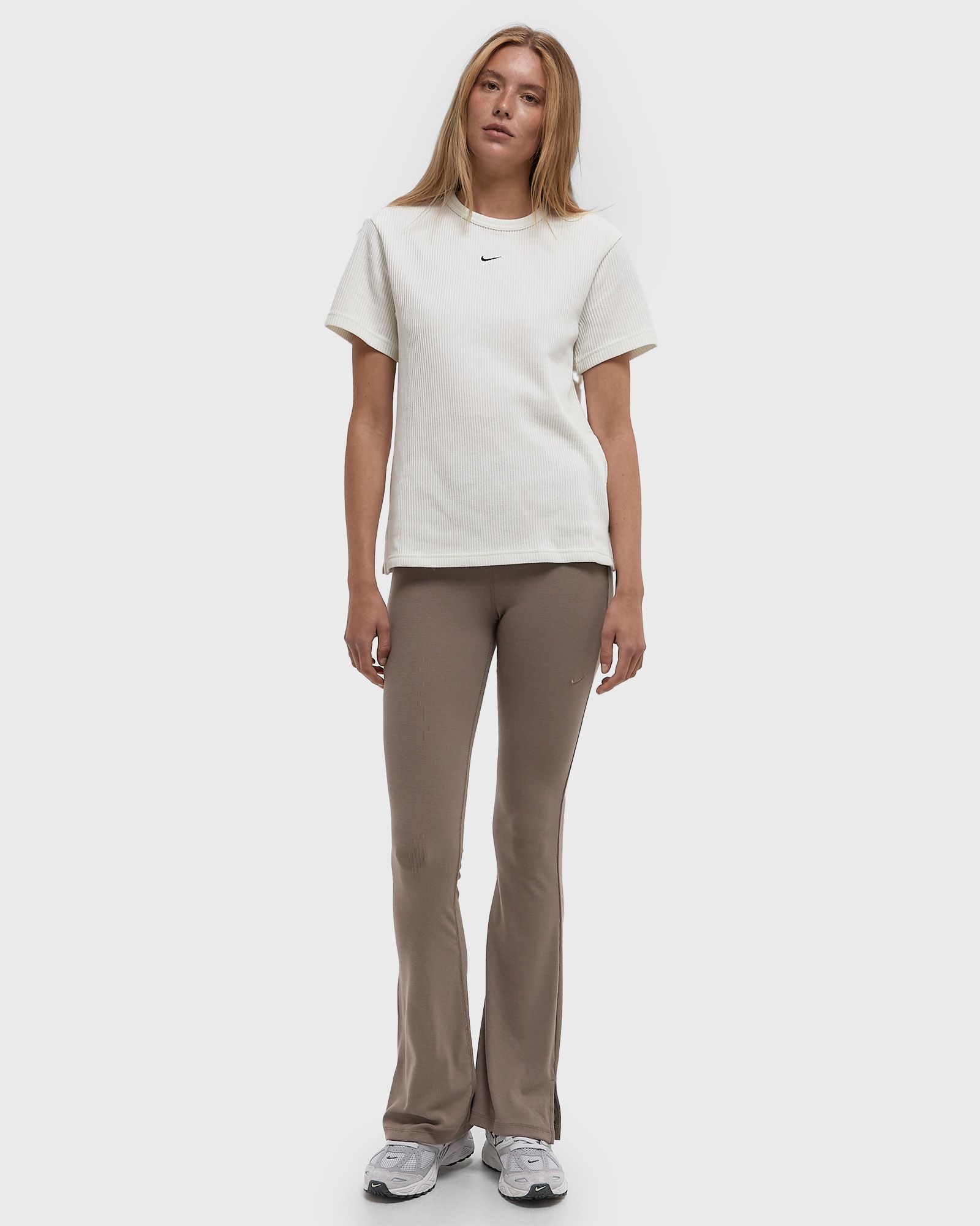 Sportswear Chill Loose Short-Sleeve Top