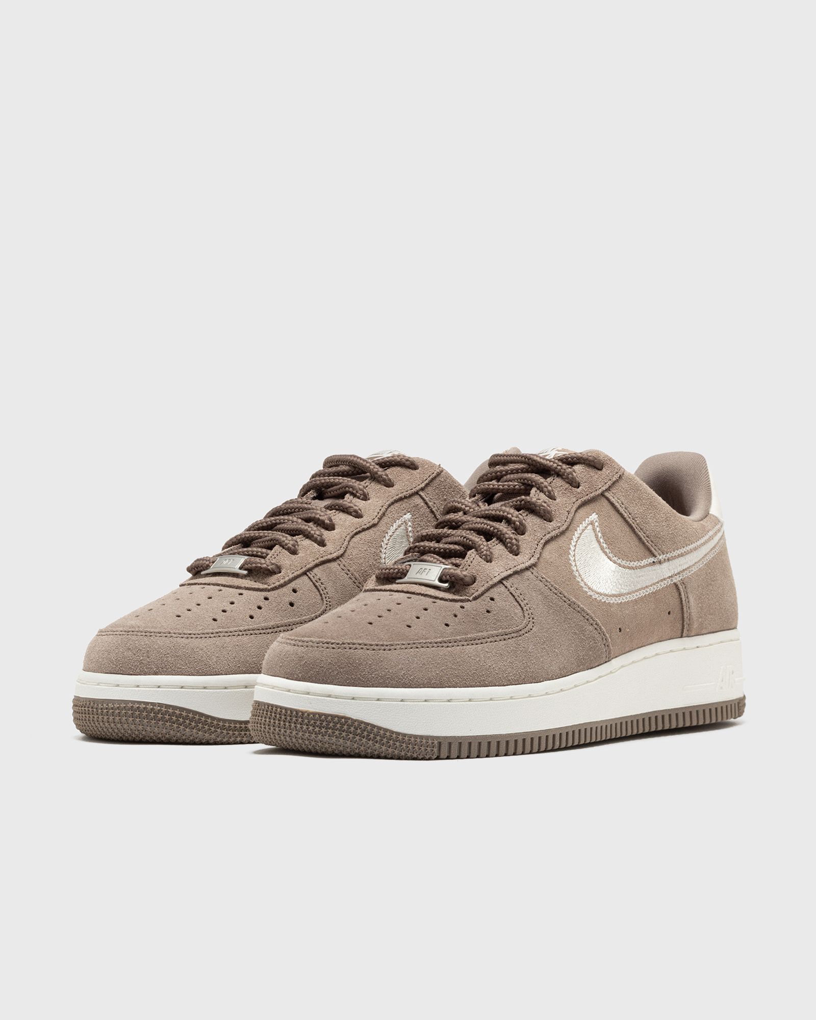 AIR FORCE 1 '07 LV8