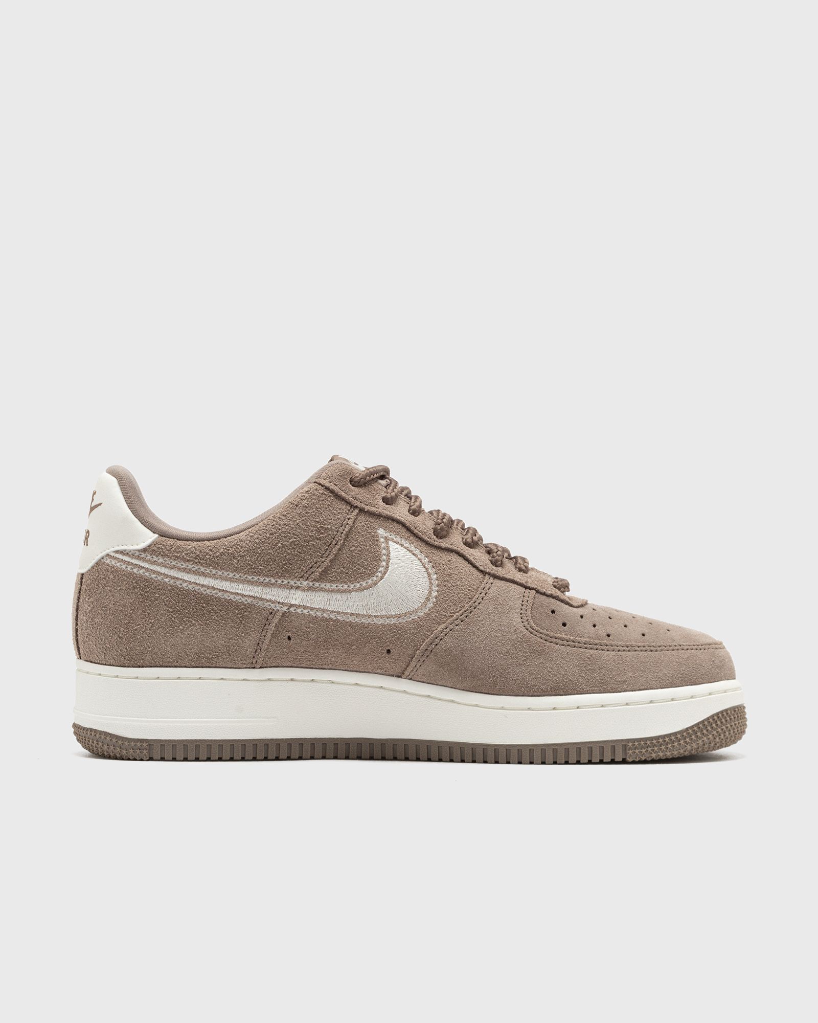 AIR FORCE 1 '07 LV8