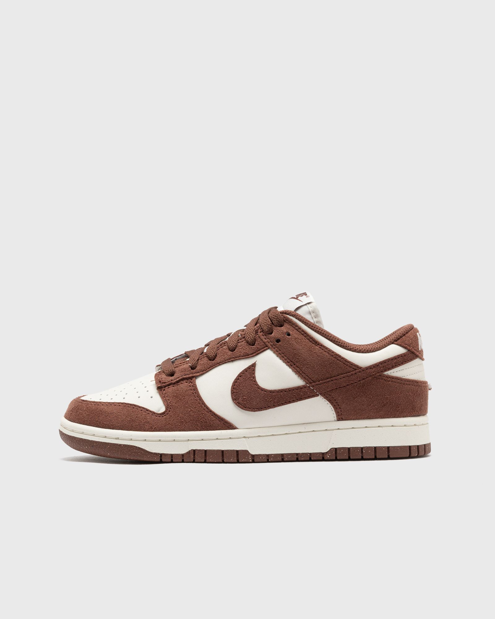 WMNS DUNK LOW