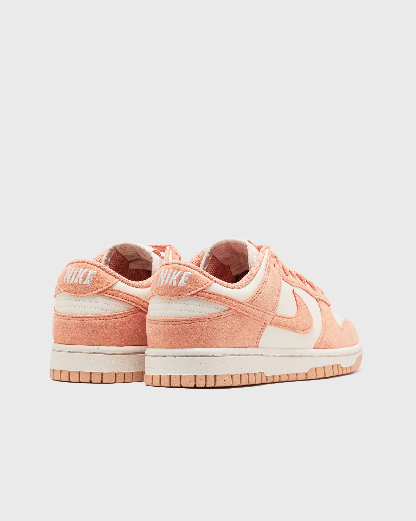 WMNS DUNK LOW