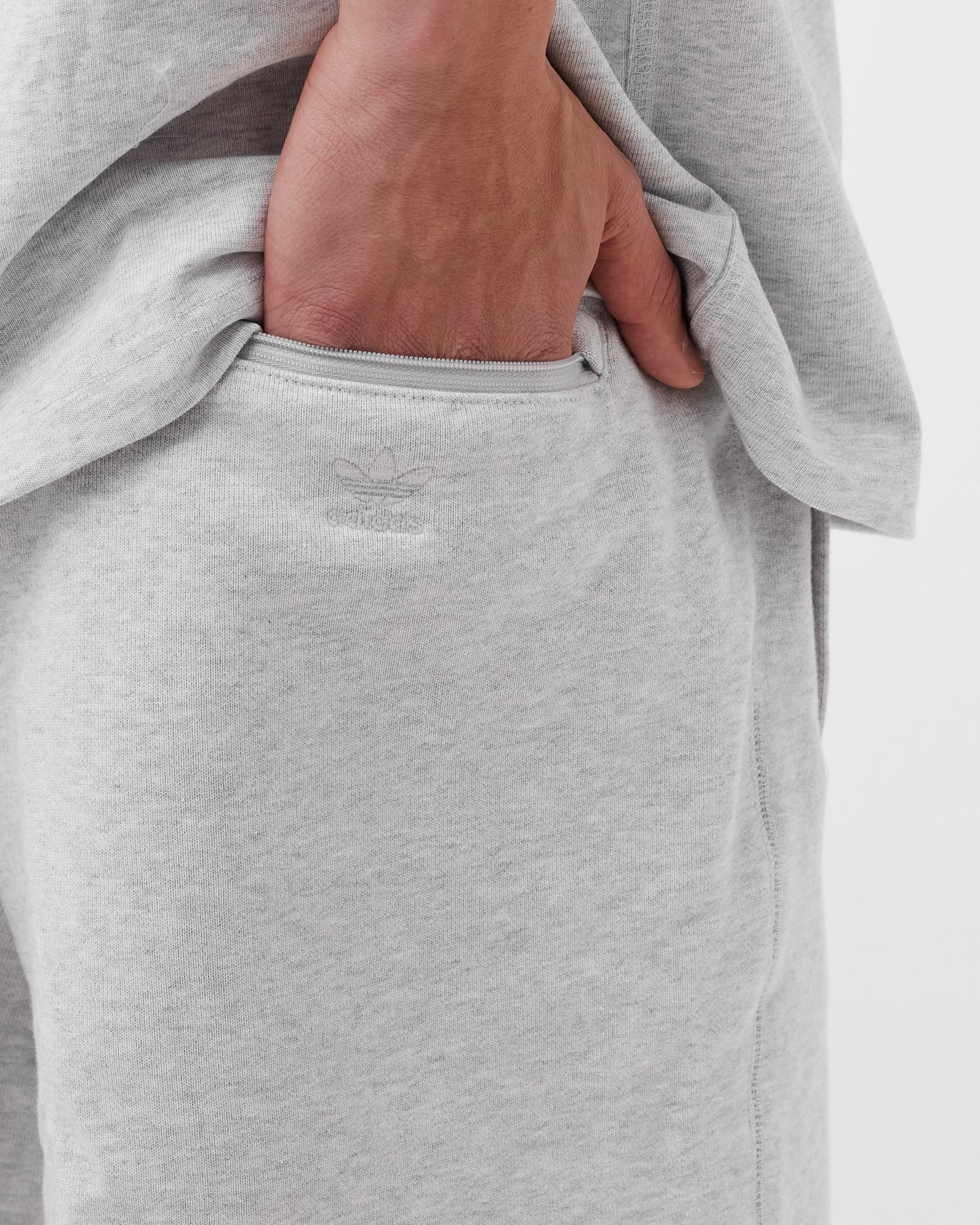 ADIDAS X PHARRELL WILLIAMS BASICS SHORTS