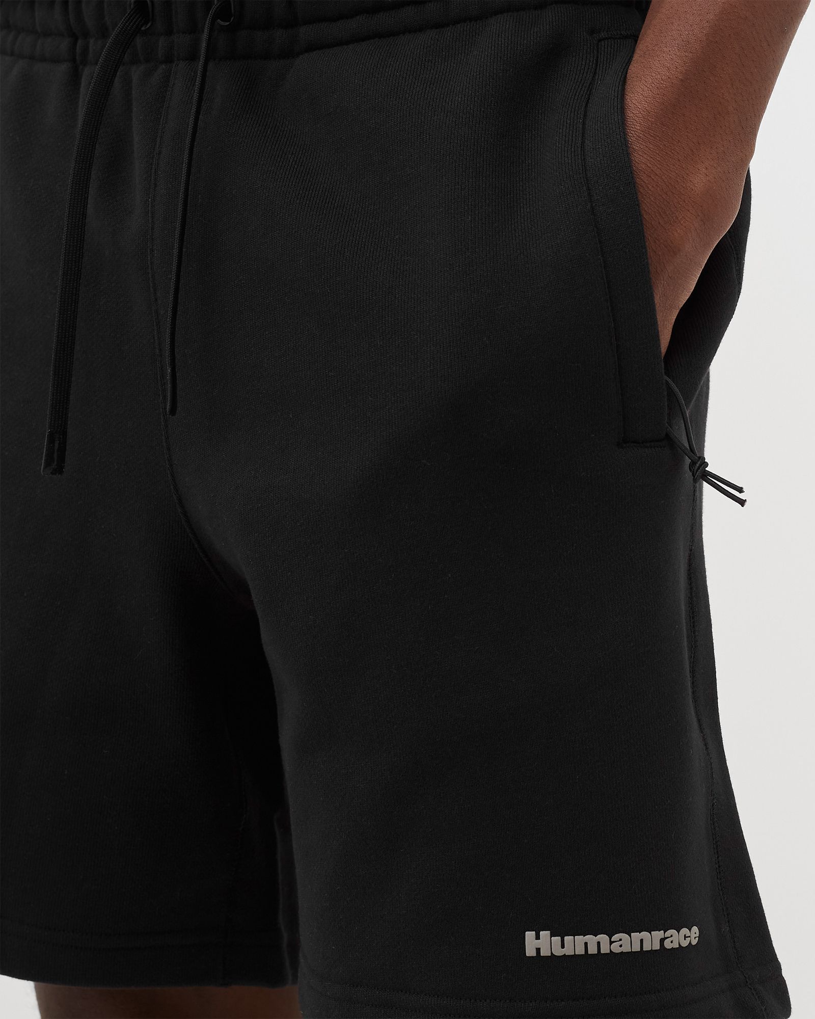 PHARRELL WILLIAMS BASICS SHORT