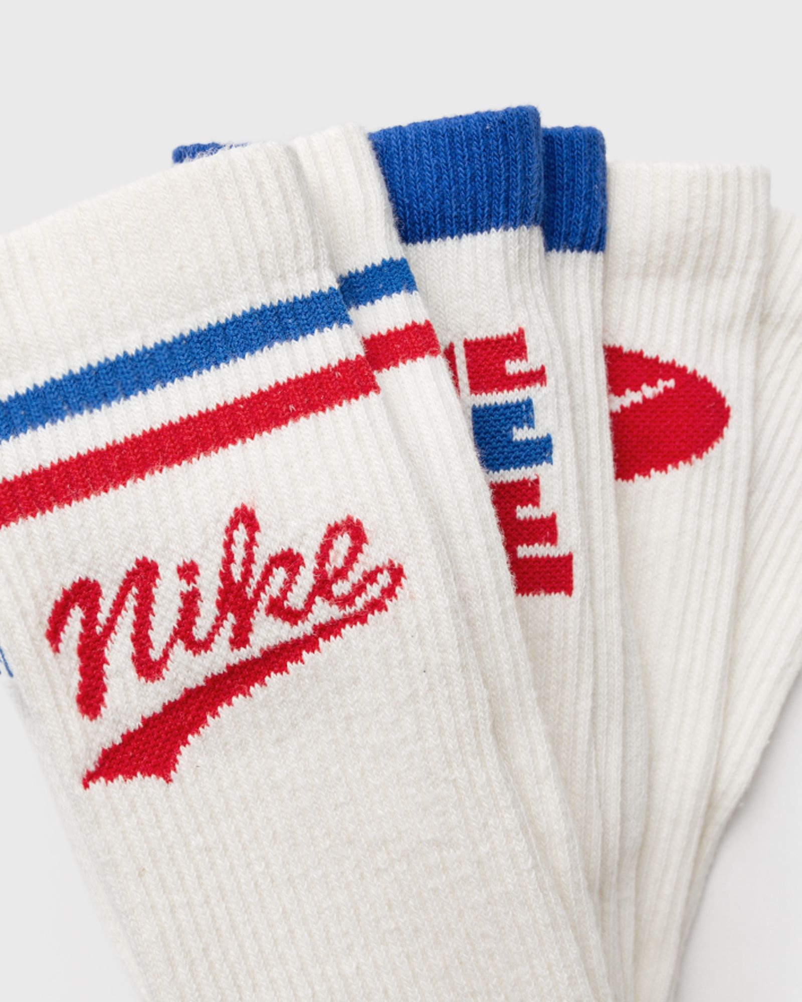 ED PLS CRW 3PR LFESTL 144