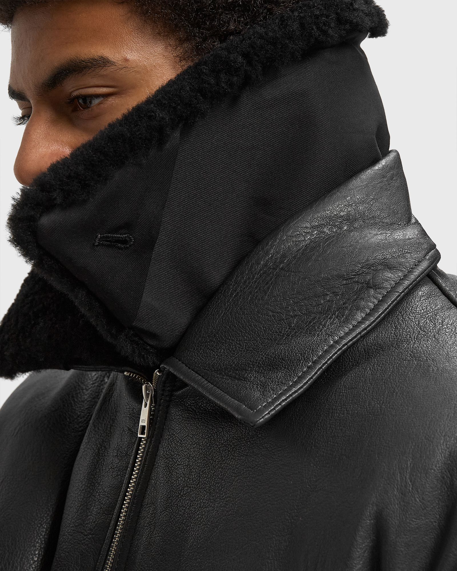 LEATHER ZIPPED JACKET