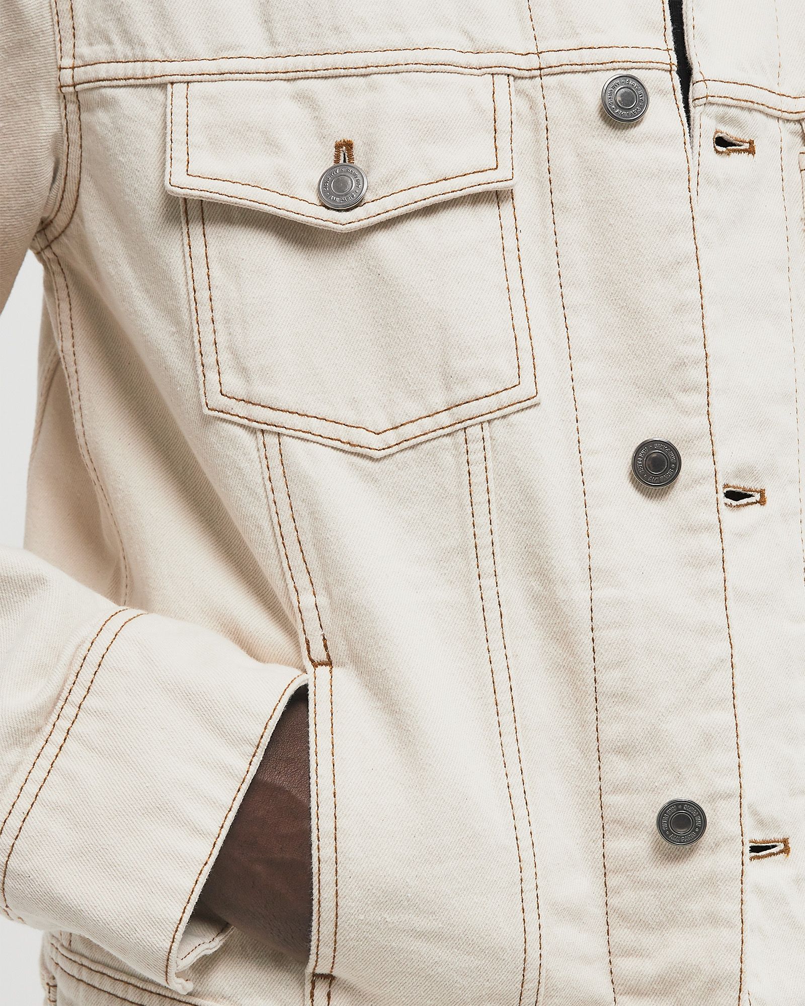 CLASSIC AMI PARIS TRUCKER JACKET