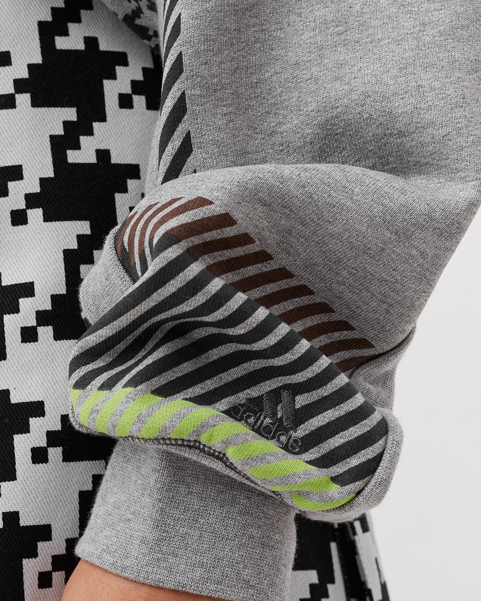 ADIDAS X IVY PARK ALLOVER PRINT CROPPED HOODIE