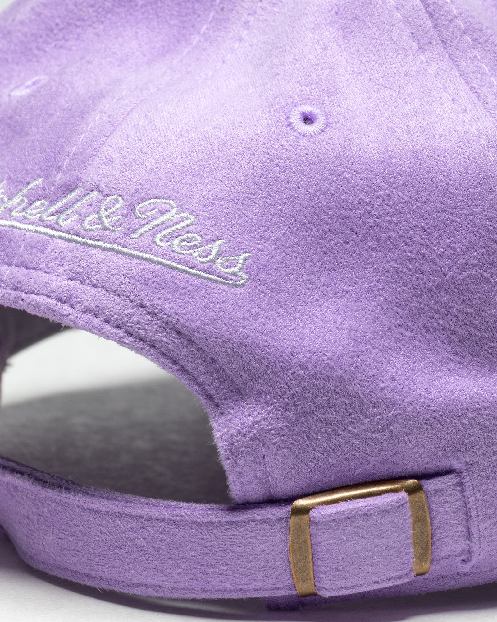 SUEDE DAD STRAPBACK BULLS