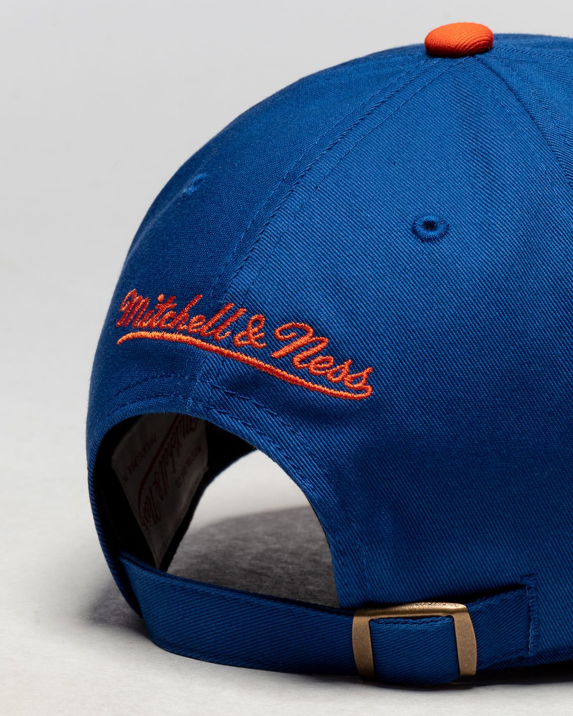 Mitchell & Ness NBA TEAM 2 TONE 2.0 DAD STRAPBACK CAP HWC