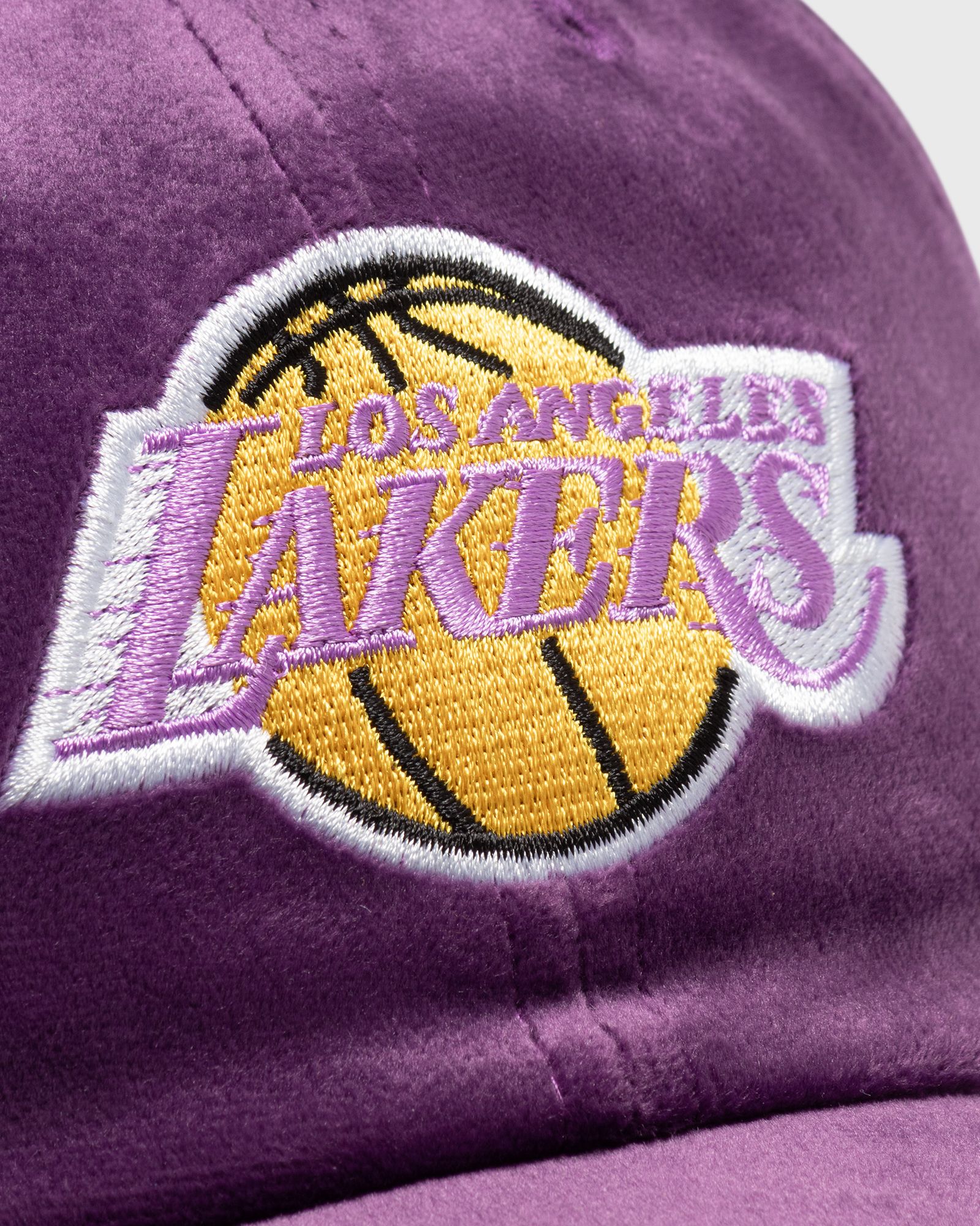 LA LAKERS VELOUR STRAPBACK HWC