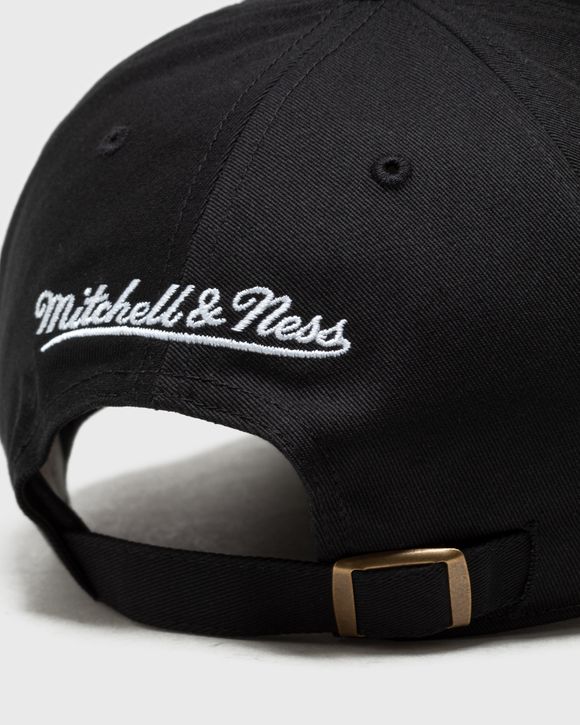 Mitchell and ness strapback hot sale cap