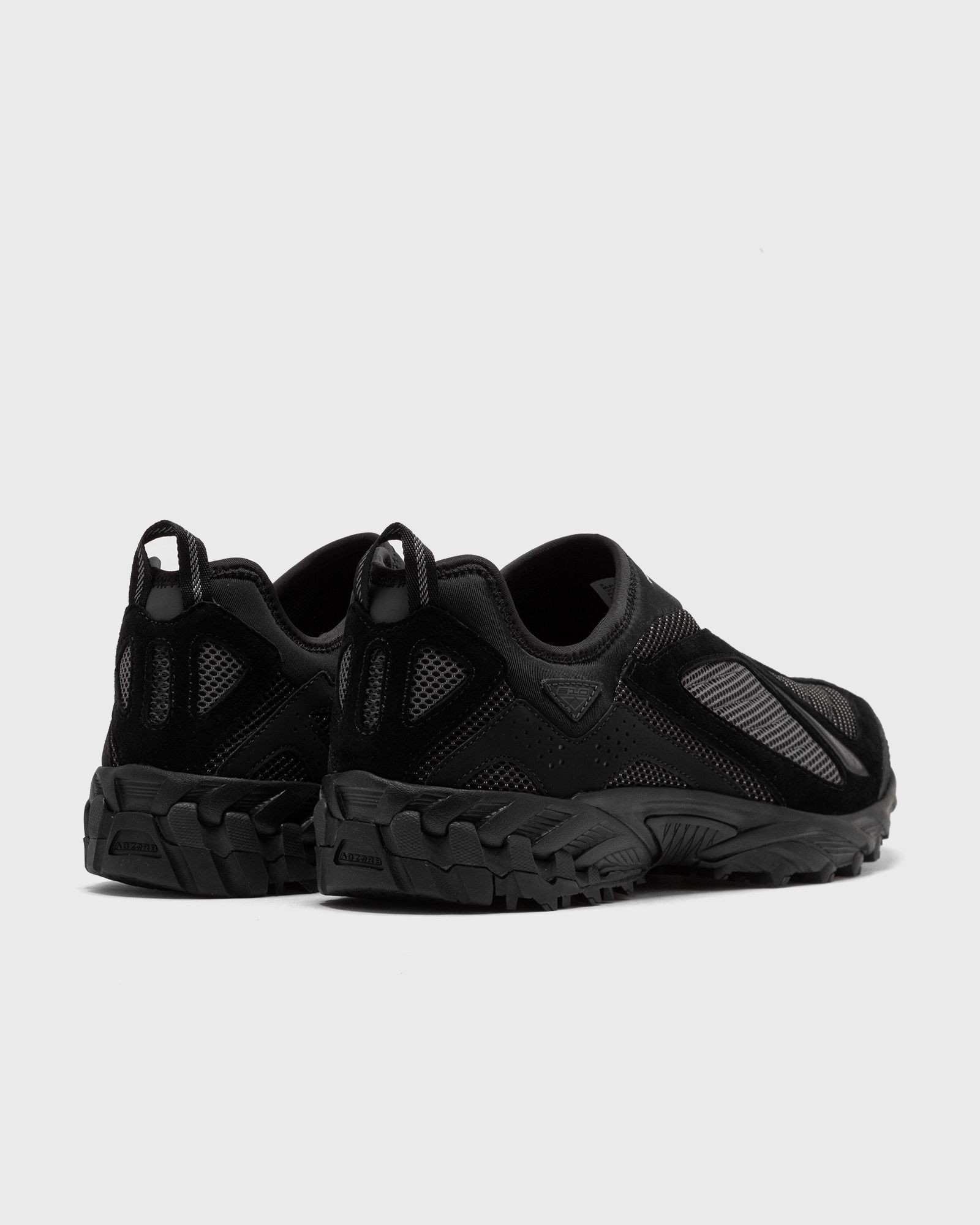 CDG Homme x New Balance 610