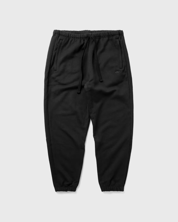 Adidas BLUE VERSION ESSENTIALS SWEATPANT Black | BSTN Store