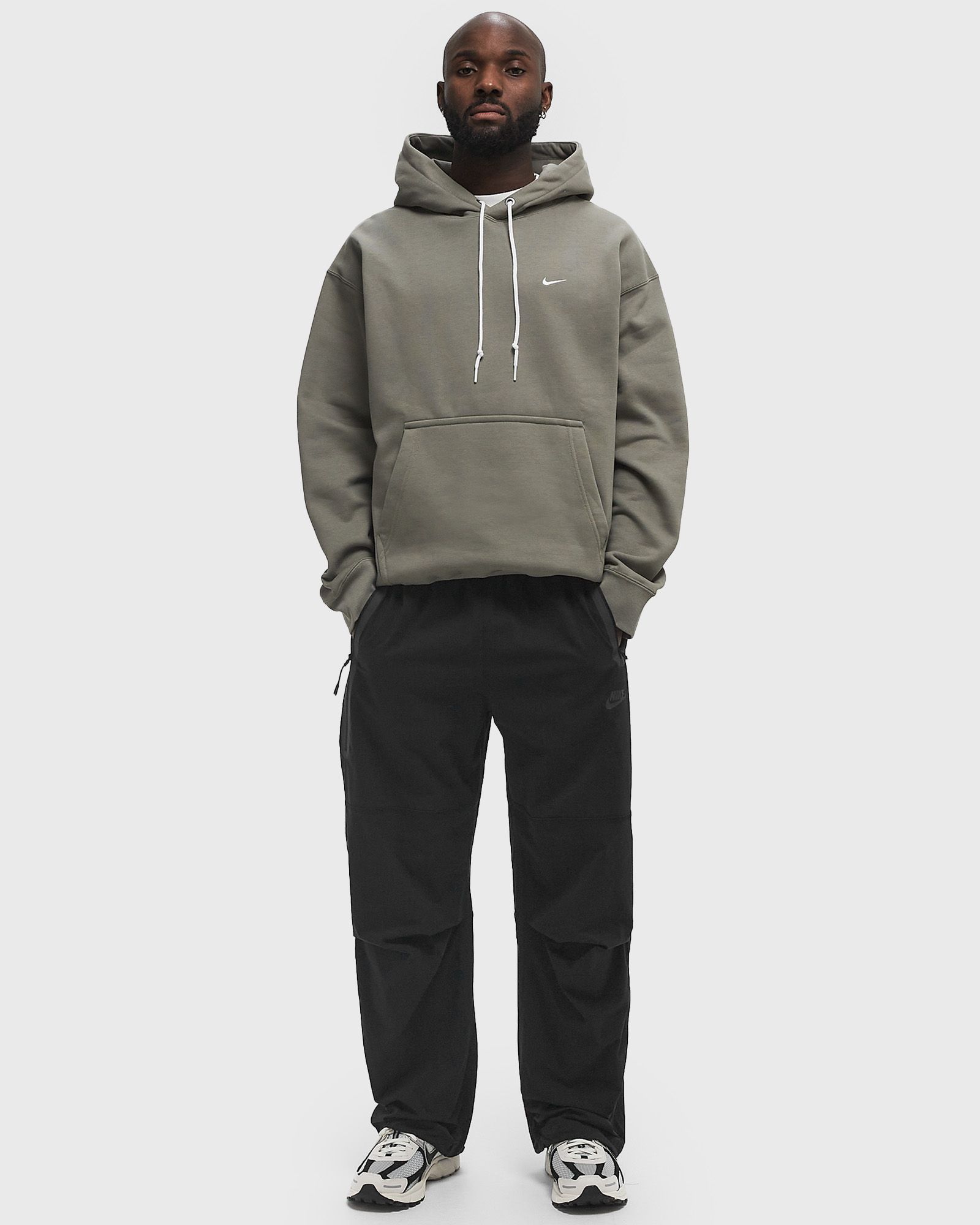 Tech Woven Oversized Pants