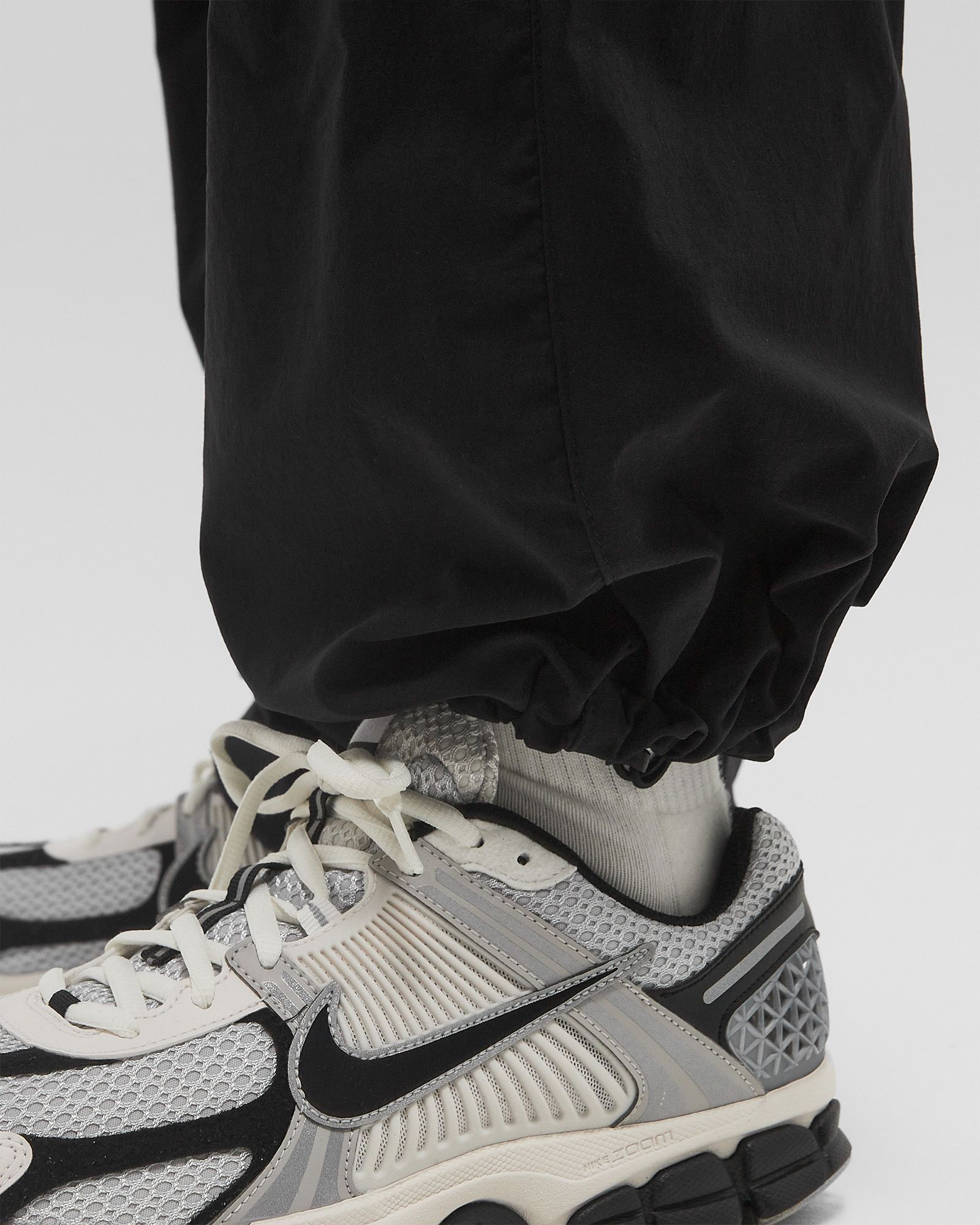 Tech Woven Oversized Pants