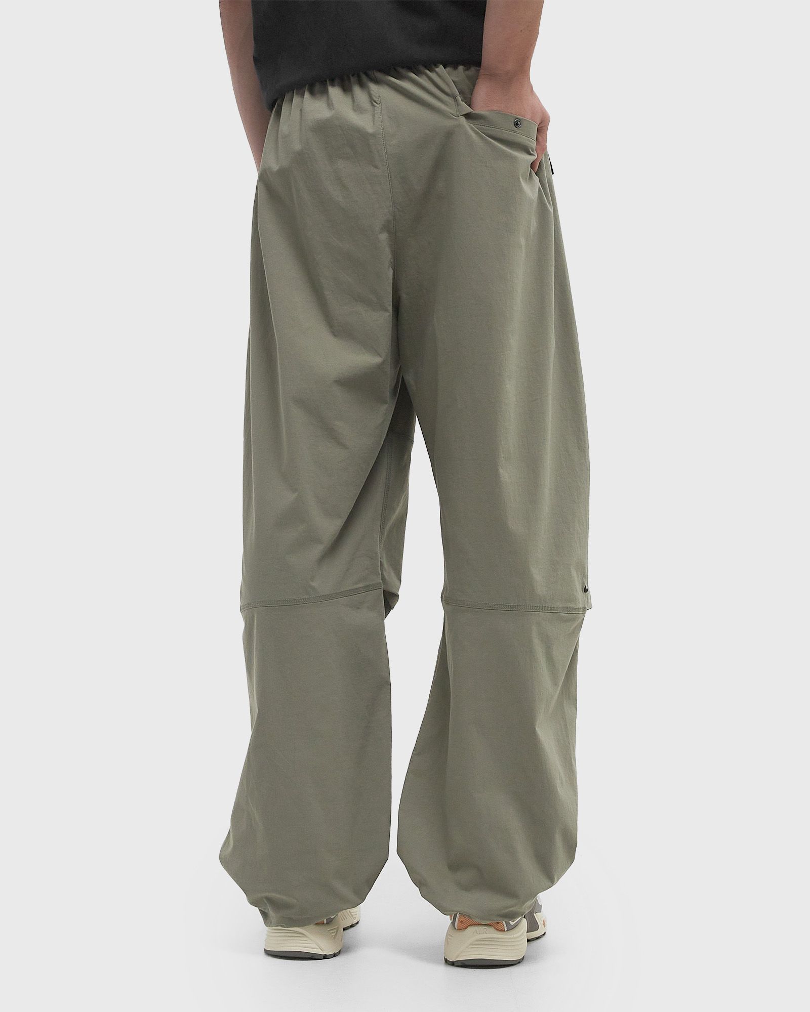 Tech Woven Oversized Pants