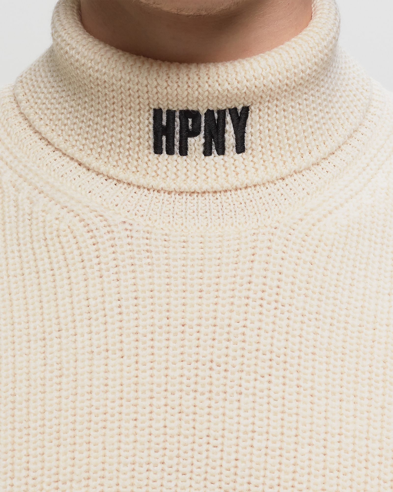 HPNY KNIT ROLLNECK
