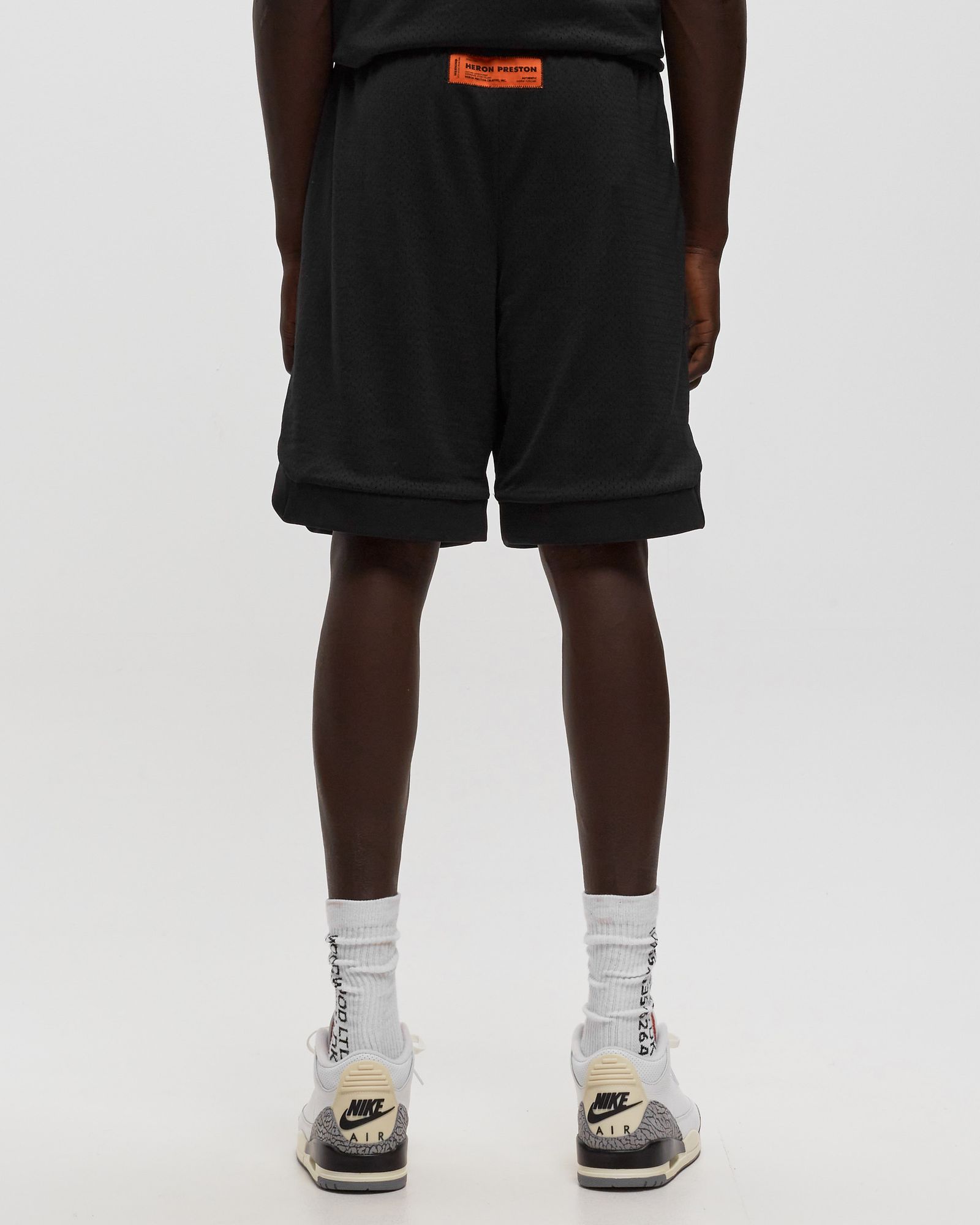 23 BASKETBALL SHORTS