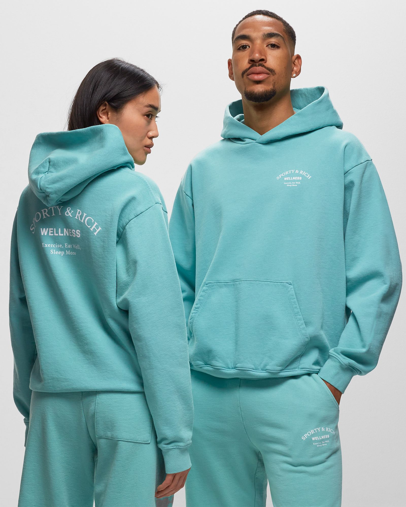 WELLNESS STUDIO HOODIE 