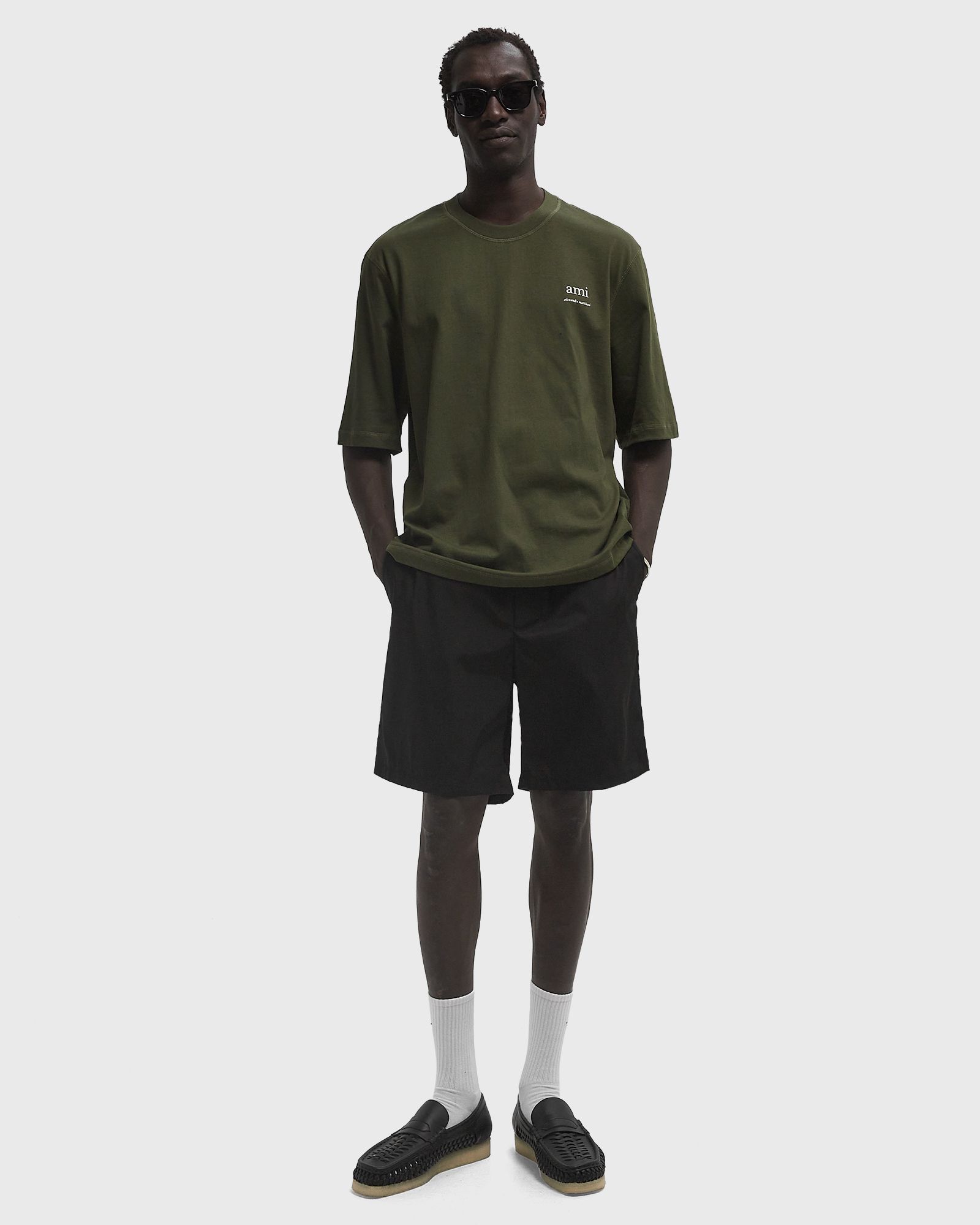 STRAIGHT ELASTICATED WAIST SHORTS