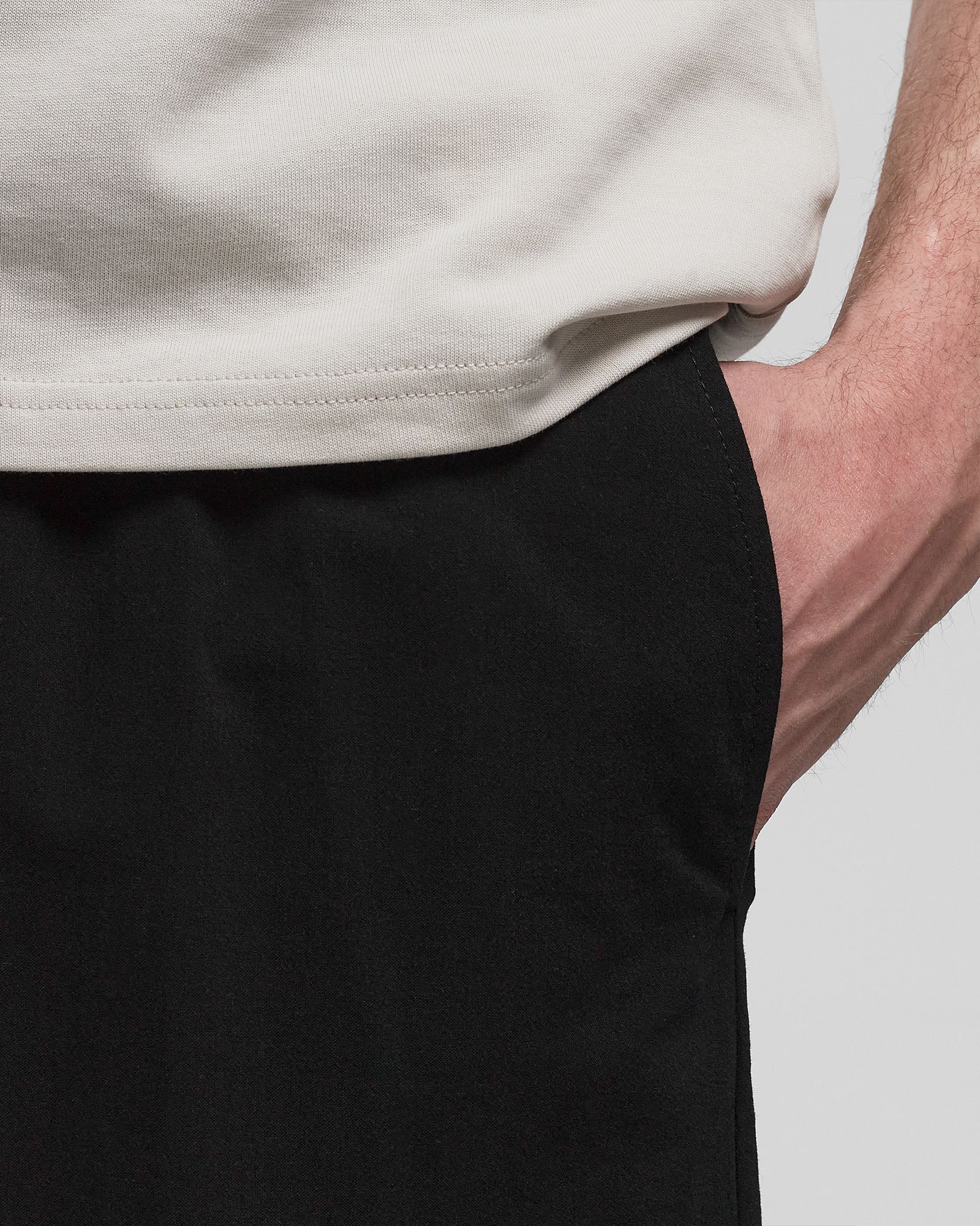 ELASTICATED WAIST BERMUDA