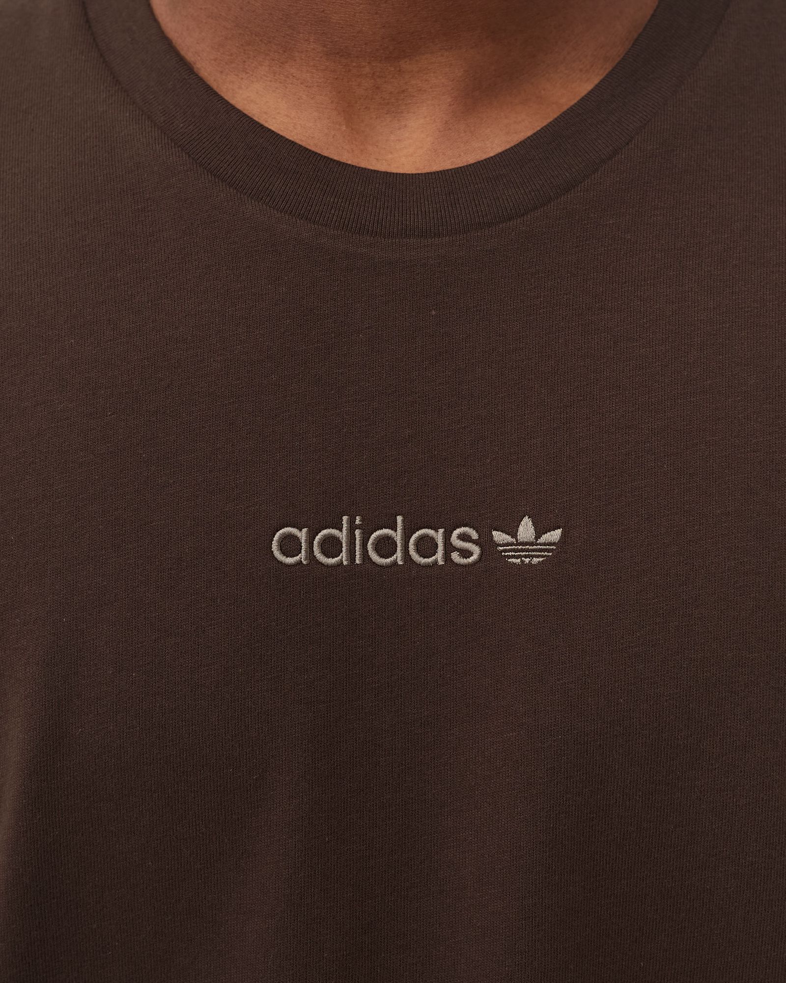 LOGO TEE