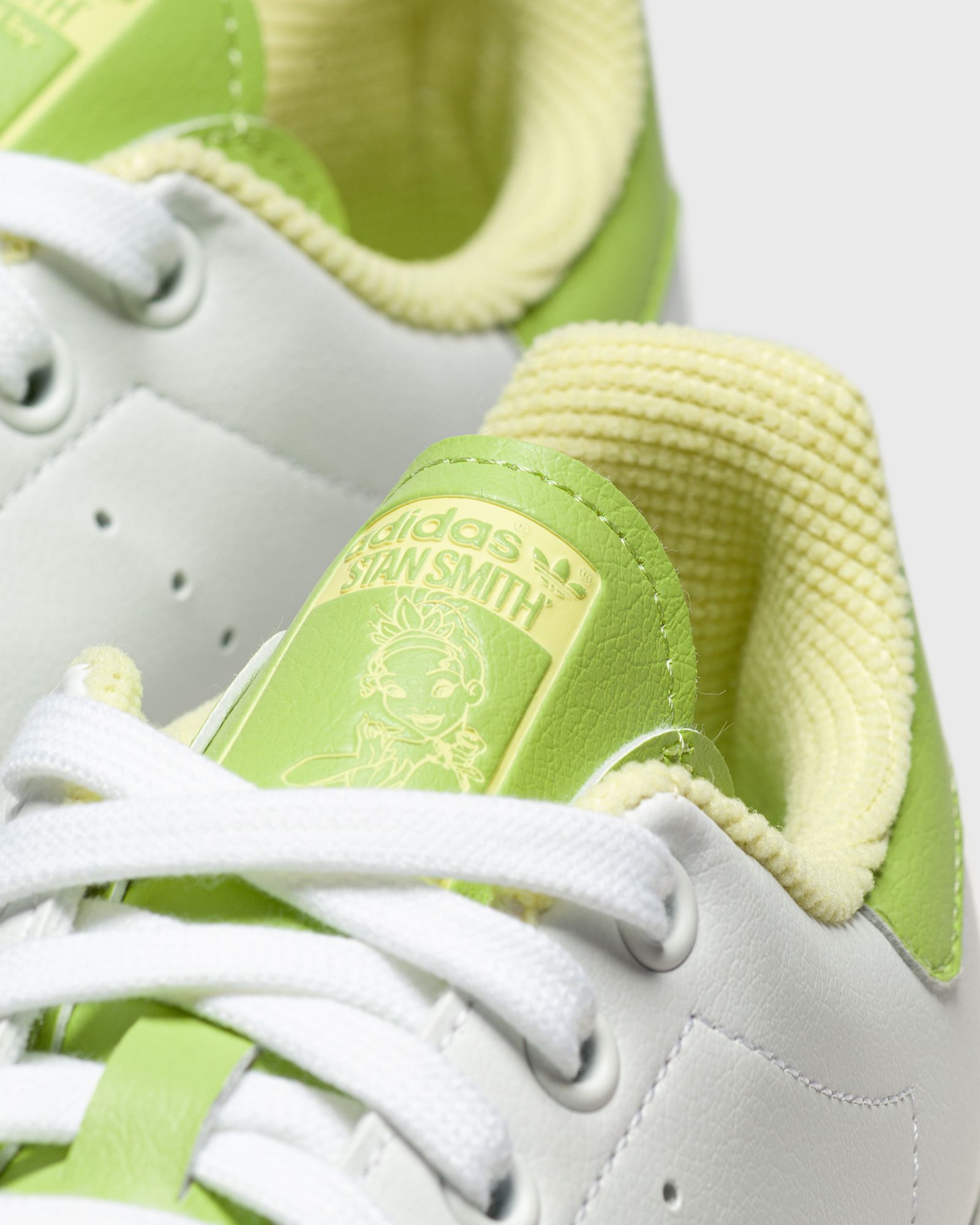 STAN SMITH