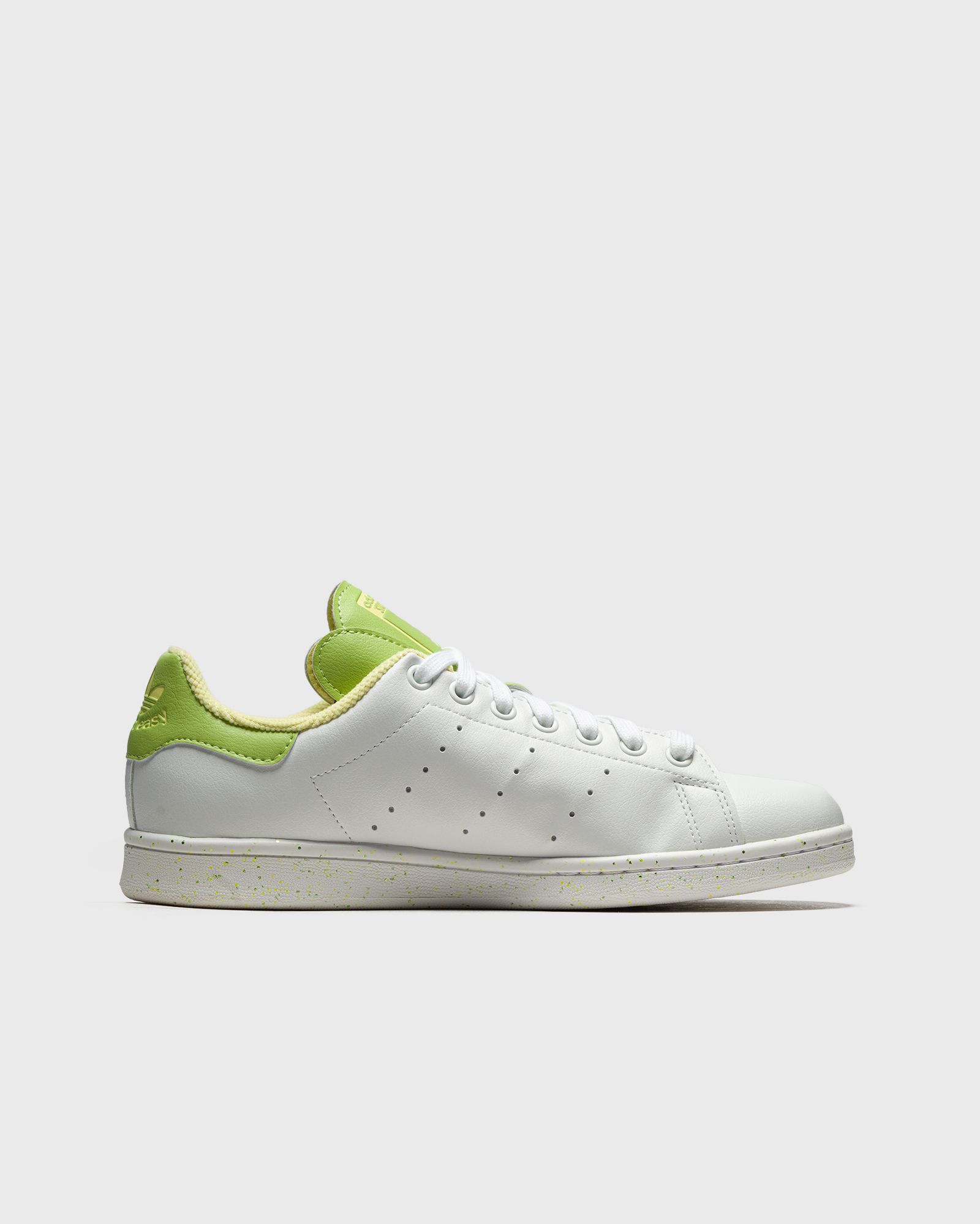 STAN SMITH
