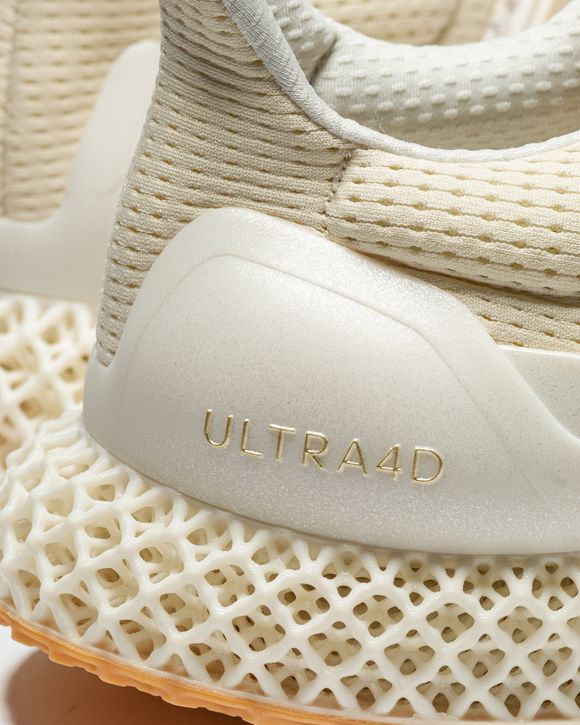 ULTRA 4D