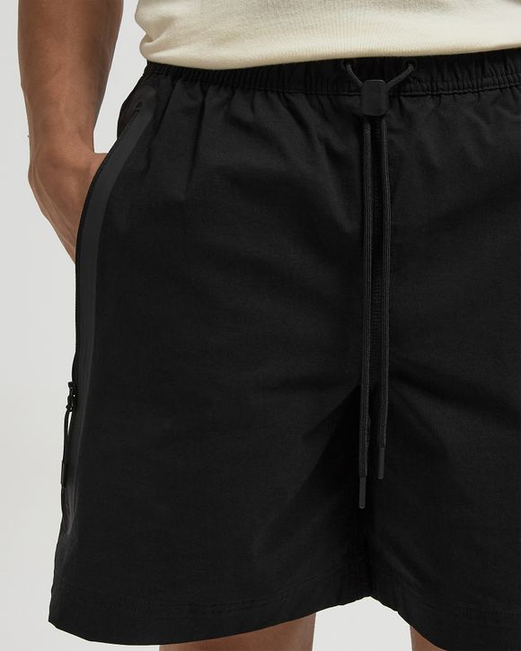 TECH WOVEN SHORT
