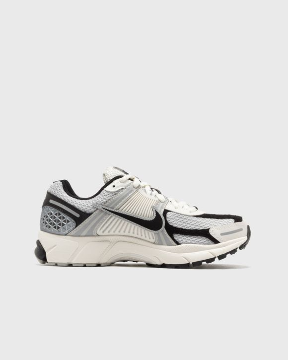 WMNS ZOOM VOMERO 5